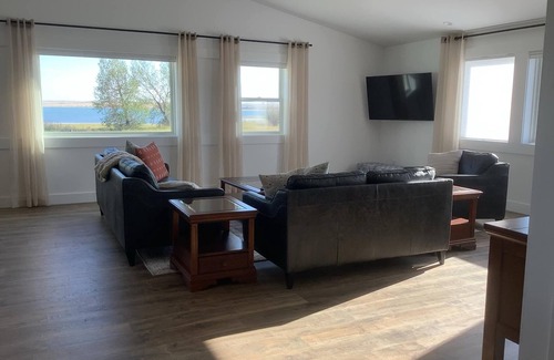 Valier Casa | Entire home in Valier, Montana