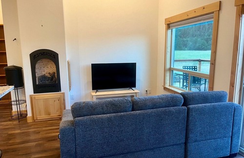 Quincy Casa | Entire home, lovely view property in Quincy