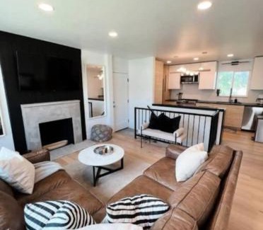 Bountiful Apartamento | Entire Home near SLC. Family Friendly & King Suite