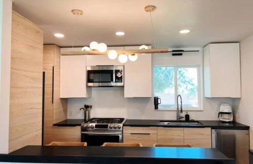 Bountiful Apartamento | Entire Home near SLC. Family Friendly & King Suite