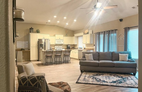 Tulare Casa | Entire Home Near the World Ag Expo
