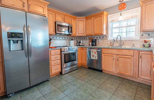 Moscow Casa | Entire Home - Spacious 4 bedroom Pocono Retreat