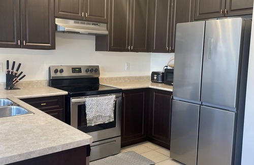 Churchill Meadows Casa | Entire Home with Basement in Mississauga