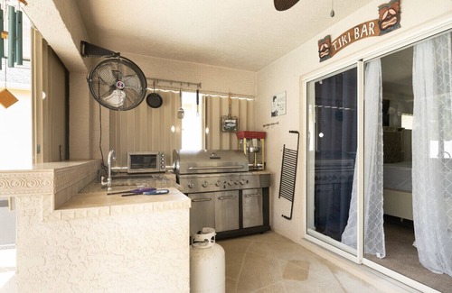 Port Saint Lucie Casa | Entire home with pool for long and short stay. Fun for everyone.