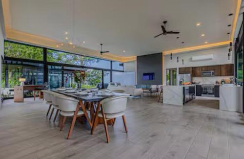 Portalón Apartamento | Entire homestay accommodation in Savegre de Aguirre, Costa Rica