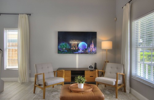 Bridgewater Crossing Casa | Entire House - 20 mins to Disney with game room and private pool