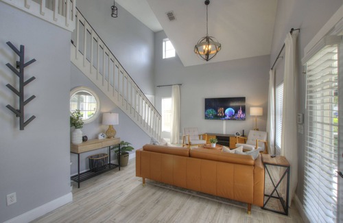 Bridgewater Crossing Casa | Entire House - 20 mins to Disney with game room and private pool