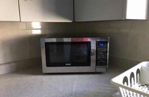 West Edmonton Casa | Entire House 3 bedroom Walking to West Ed Mall