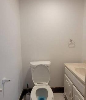 Thompsonville Apartamento | Entire house - 4 Bedroom-Enfield
