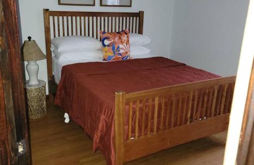Thompsonville Apartamento | Entire house - 4 Bedroom-Enfield