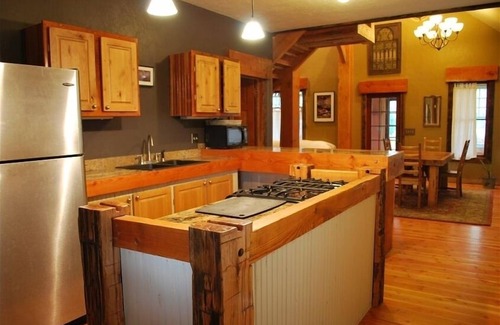 Manhattan Casa | Toda la casa. Pesca con mosca, pueblo pequeño, caminar a todo