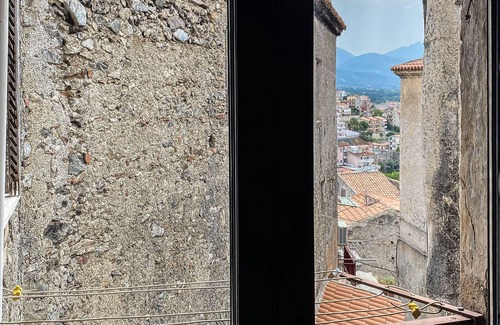 Scalea Casa | Entire House in Scalea's Historical Center