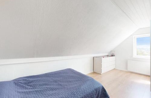 Hobro Villa | Entire House in the City, 3 big bedroom with 4 Bed