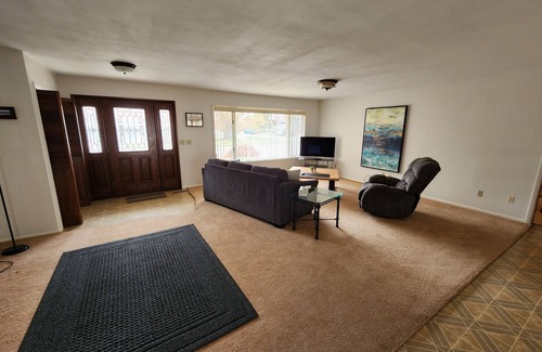 Otto Casa | Entire House Near Yellowstone