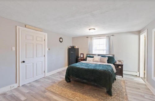 Califon Casa | Entire House on the River