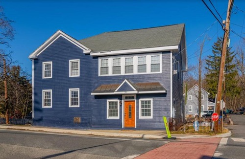 Califon Casa | Entire House on the River