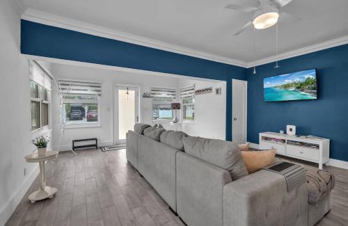 Melaleuca Gardens Casa | Entire House - Paradise in Dania Beach