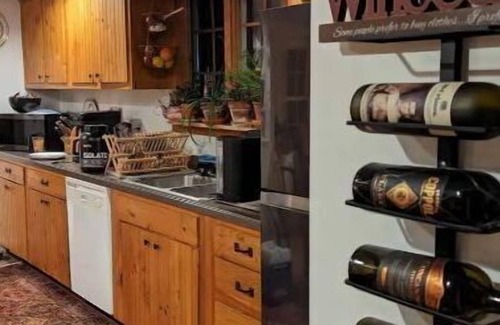 Arlington Casa | ENTIRE HOUSE - Private Vermont House on 52 acres
