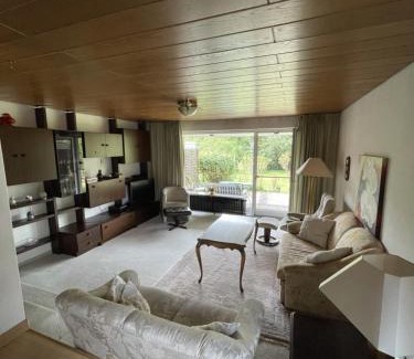 Bielefeld Casa | Entire house, quiet city location, garden, parking