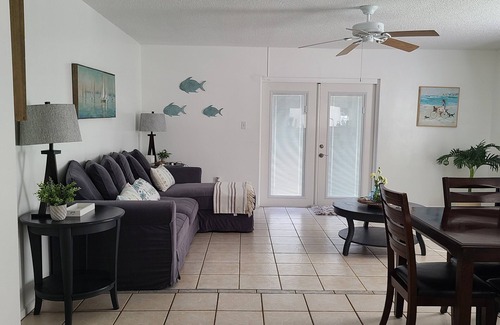 Indian Wells Casa | Entire house with heated pool, fenced yard, 4 miles to all attractions.