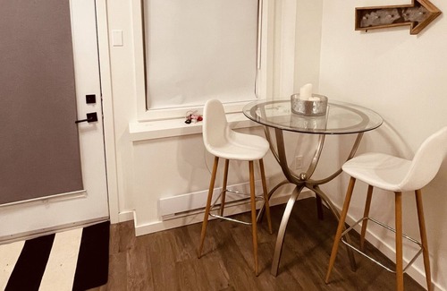 Fort Gary Condominio | ENTIRE LUXURY 2 bedroom/ 1 bath condo