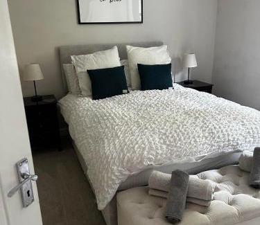 Oban Apartamento | Entire Modern Apartment in Oban with Balcony