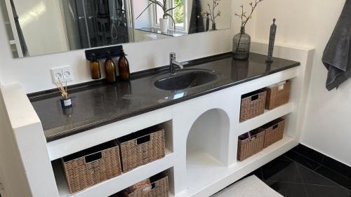Slagelse Apartamento | Entire multi-room apartment in patrician villa