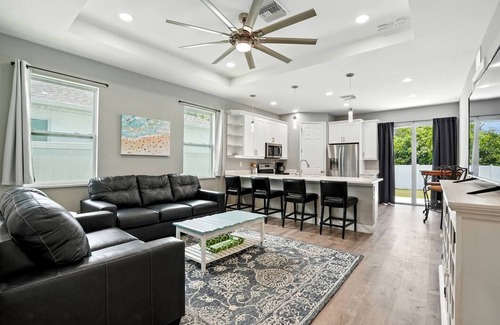 Bonita Springs Casa | Entire New Home w/1 King, 3 Queen beds and Fenced backyard