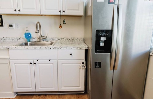 Berry Hill Casa | Entire place/Free parking-Minutes from Downtown