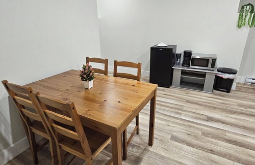 Moncton Apartamento | Entire private 1 Bedroom unit