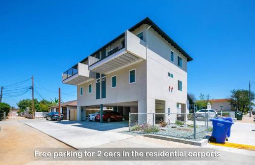 National City Casa | Entire Private 3-BR Home w Balcony Views 10-mins to SD Gaslamp, Downtown, Available Now