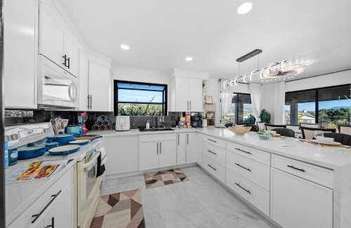 Jamul Casa | Entire Private 3BR-2Bth, Mountain View, Jetted Tub, 2500 sqft, King Bed,Garage, Available Now