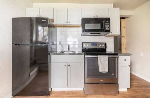 Renton Casa | Entire Private Basement unit near Seattle/Renton