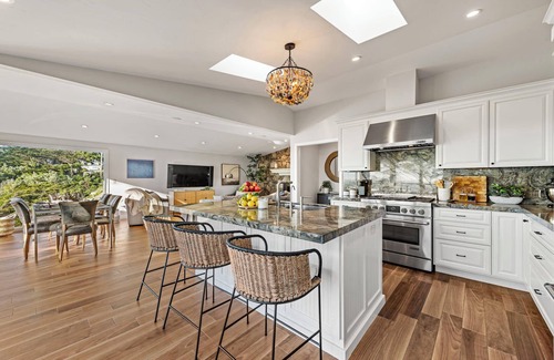 Montara Casa | Entire Private Coastal Retreat - Spectacular Ocean Views w/Hot Tub