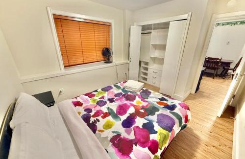 Maple Ridge Apartamento | Entire Private Guest Suite, 2 parking spaces