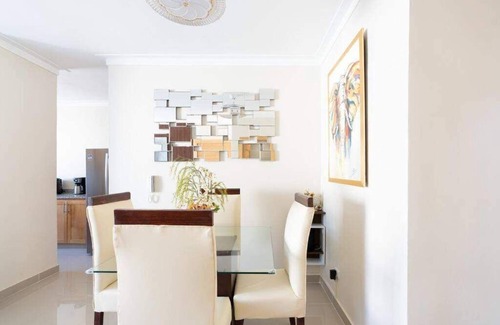 Renacimiento Apartamento | Unidad de alquiler completa en Santo Domingo, RD