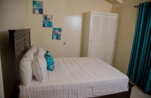 Falmouth Casa | Entire residential home Trelawny Smalls Villa