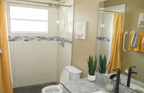 Ocoee Casa | Entire Residential Home. Ocoee Luxury 5BD Home