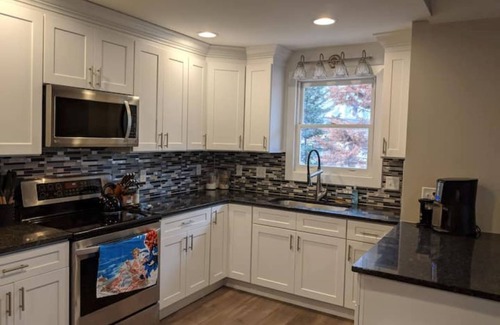 Anderson Casa | Entire Residential Lake Home in a Quiet Cove