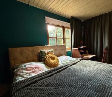 Sprang-Capelle Casa | Entire spacious 6 persons house with a secret Forest Garden