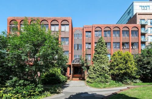 Borehamwood Apartamento | Entire spacious flat with parking reduction for long stays