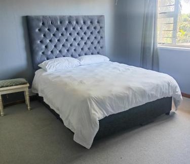 Durban North Apartamento | Entire specious 3 bedrooms house in Durban