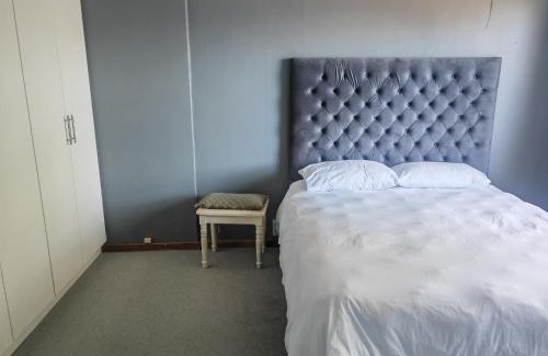 Durban North Apartamento | Entire specious 3 bedrooms house in Durban