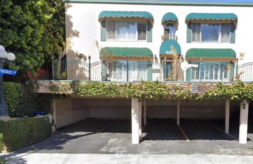Norma Triangle Apartamento | ENTIRE Sunset Strip Upscale Condo! Prime Location!