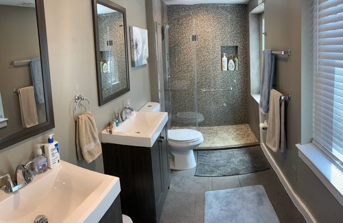 Downtown Wilmington Casa | Entire two-unit four-story townhouse, for multi-family vacations; free parking