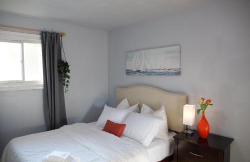 Amherstview Apartamento | Entire Unique Apartment