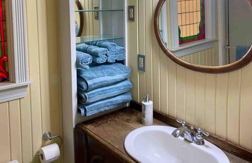Church Point Casa | Entire Unit Relaxing 2 Bedroom Suite FAST WIFI