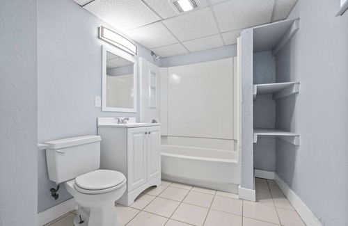 Lynn Apartamento | (ENTIRE UNIT)Swampscott Apt, Lots Of Natural Light, 20 mins To Swampscott Beach