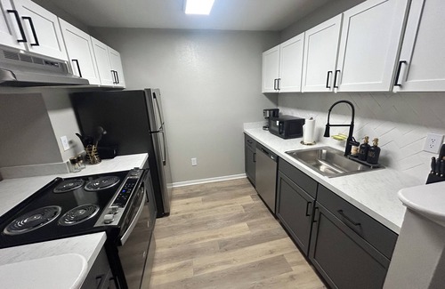 Tucker Apartamento | Entire Unit with 4 beds!