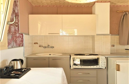 Piskopiano Villa | Entire Villa Full View 3 Bedrooms 3 Bathrooms 3 Kitchens